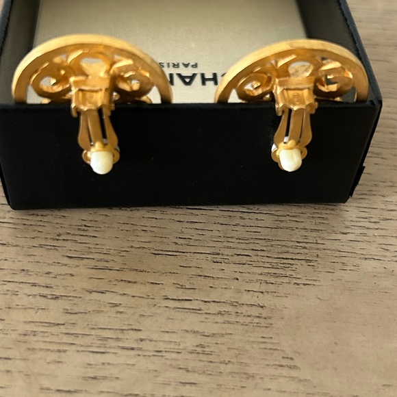 CHANEL Vintage 90’s CC Earrings COA Posh - Picture 2 of 3